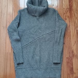 Ann Taylor grey sweater
